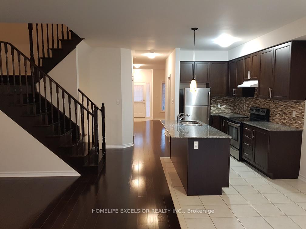 Photo 11 of 723 Hammersly Boulevard, Markham, Wismer — HOMEH