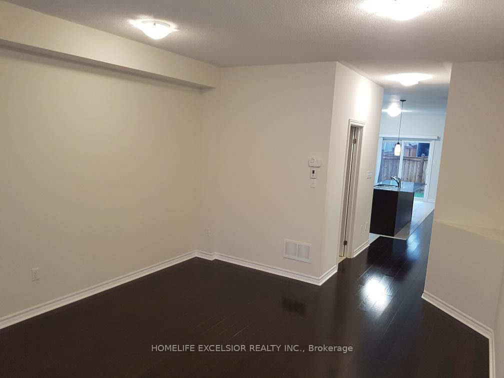 Photo 13 of 723 Hammersly Boulevard, Markham, Wismer — HOMEH