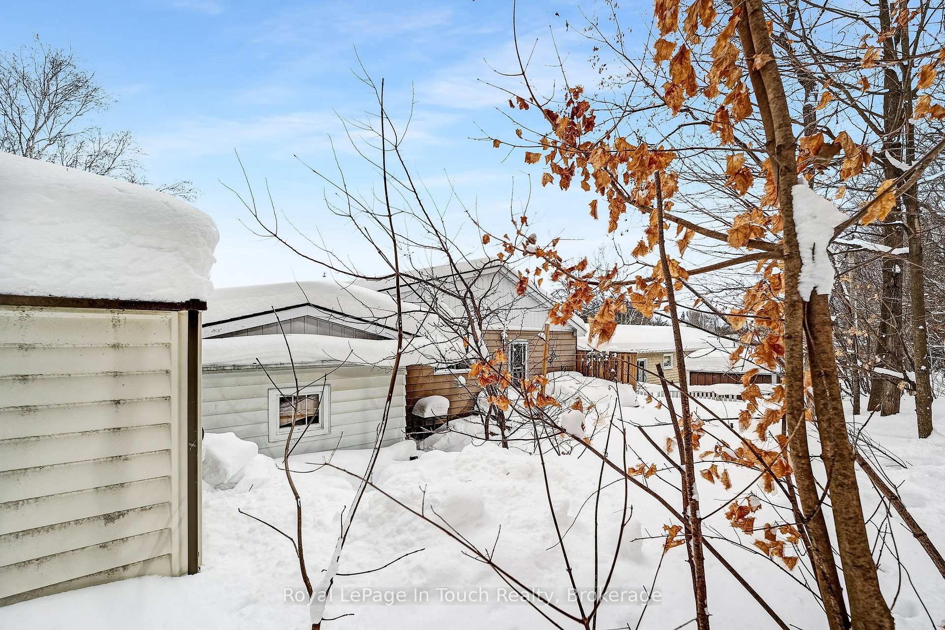 Photo 37 of 294 Eighth Street, Midland — HOMEH
