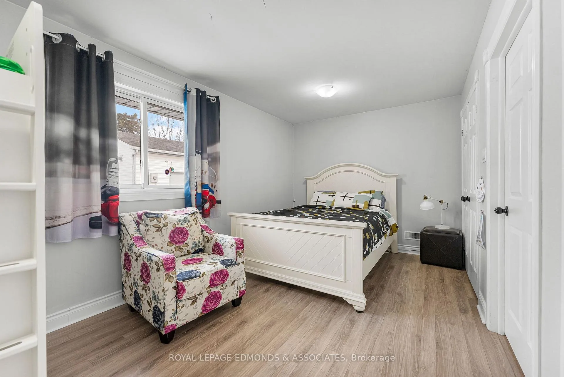 Photo 21 of 31 Silke Drive, Petawawa — HOMEH