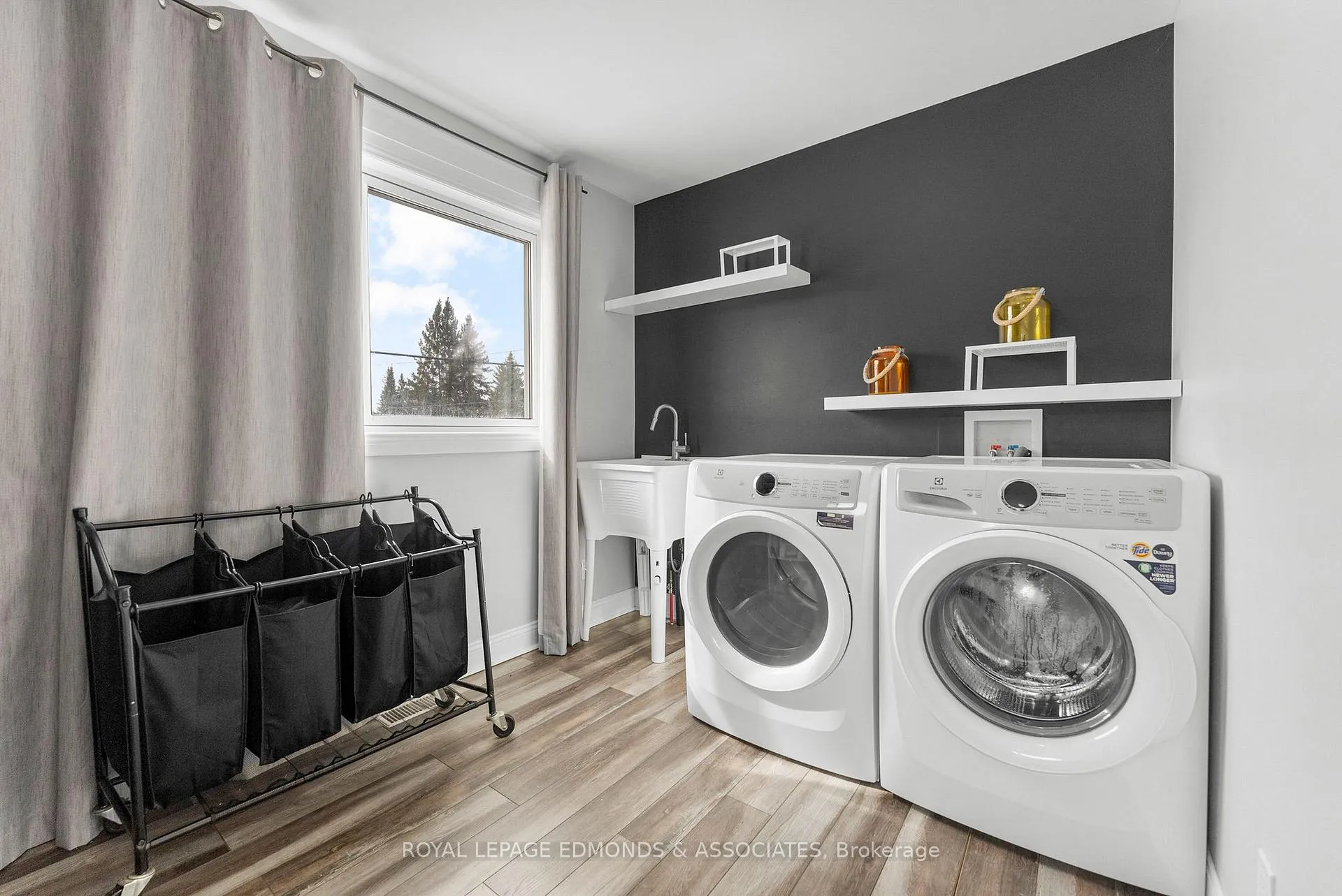 Photo 27 of 31 Silke Drive, Petawawa — HOMEH