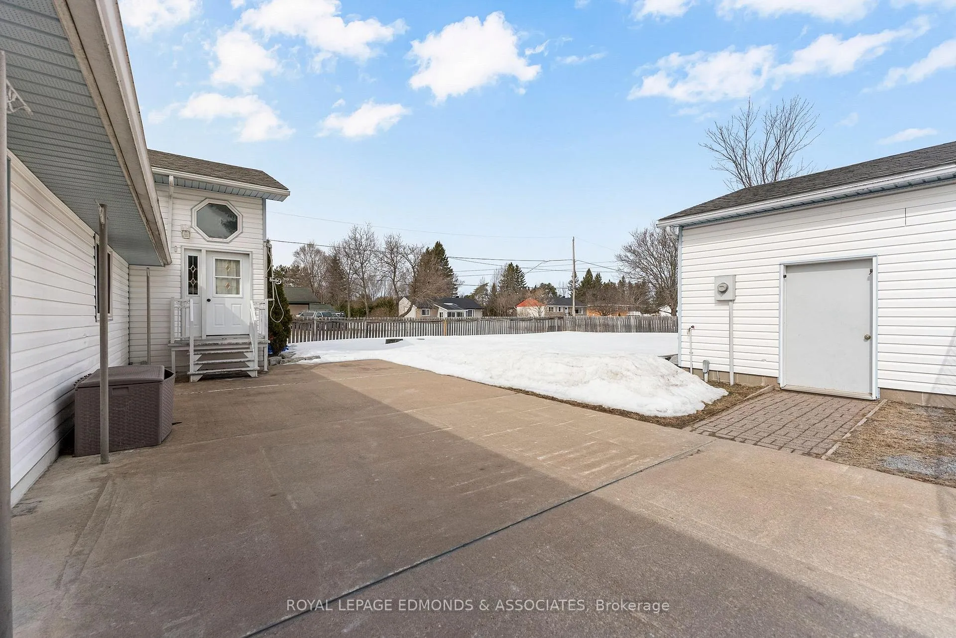 Photo 43 of 31 Silke Drive, Petawawa — HOMEH