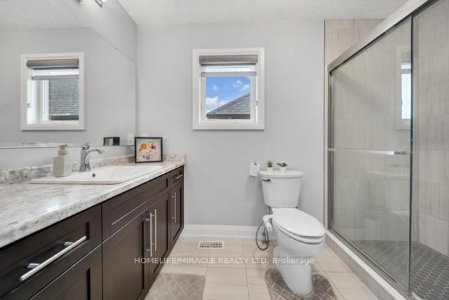 Photo 21 of 199 Forest Creek Drive, Kitchener — HOMEH
