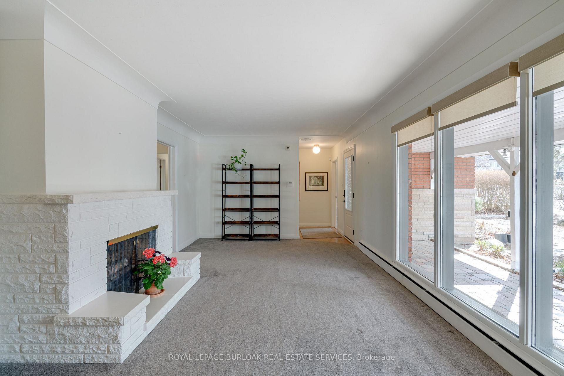 Photo 24 of 46 Osler Drive, Hamilton, Dundas — HOMEH