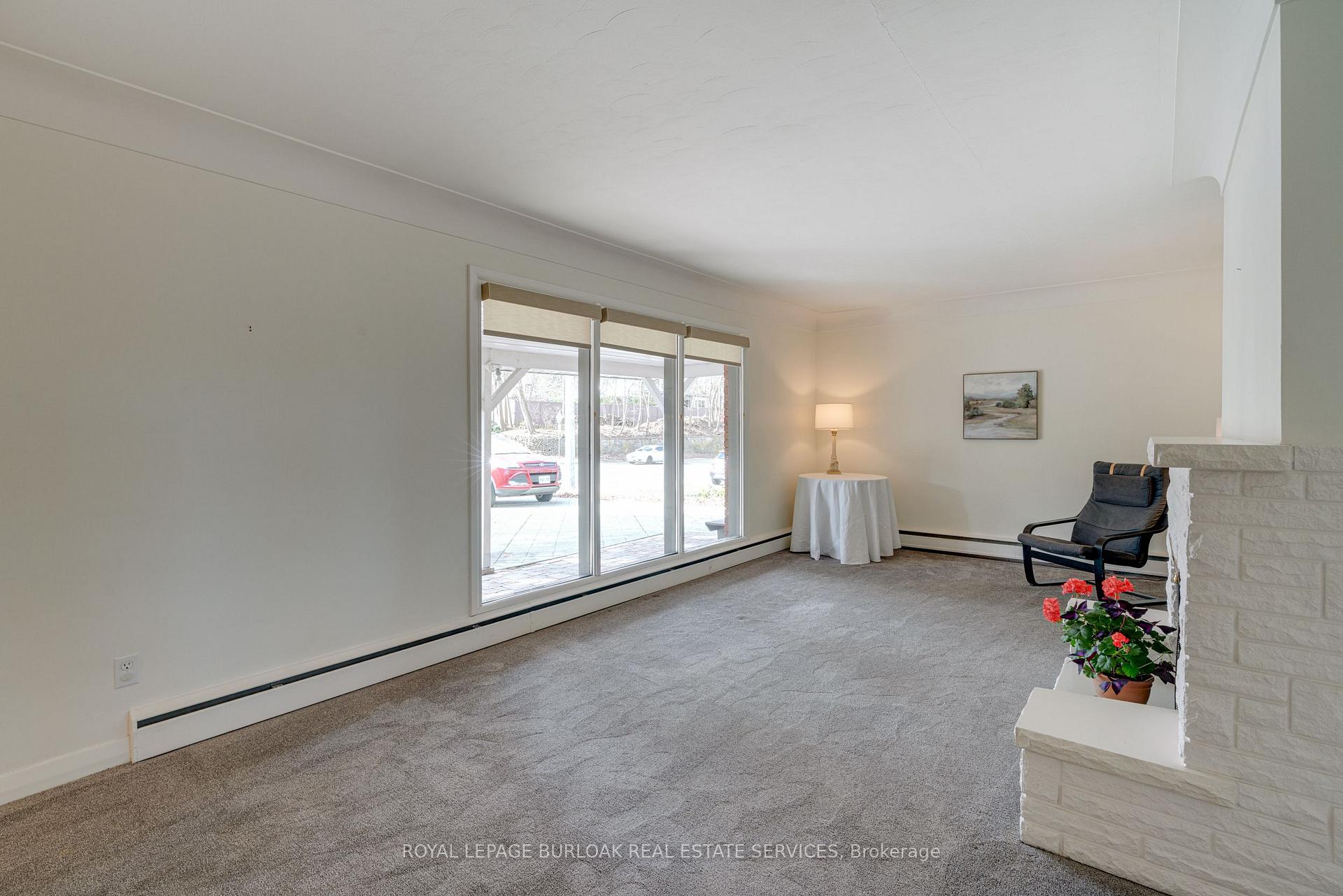 Photo 28 of 46 Osler Drive, Hamilton, Dundas — HOMEH