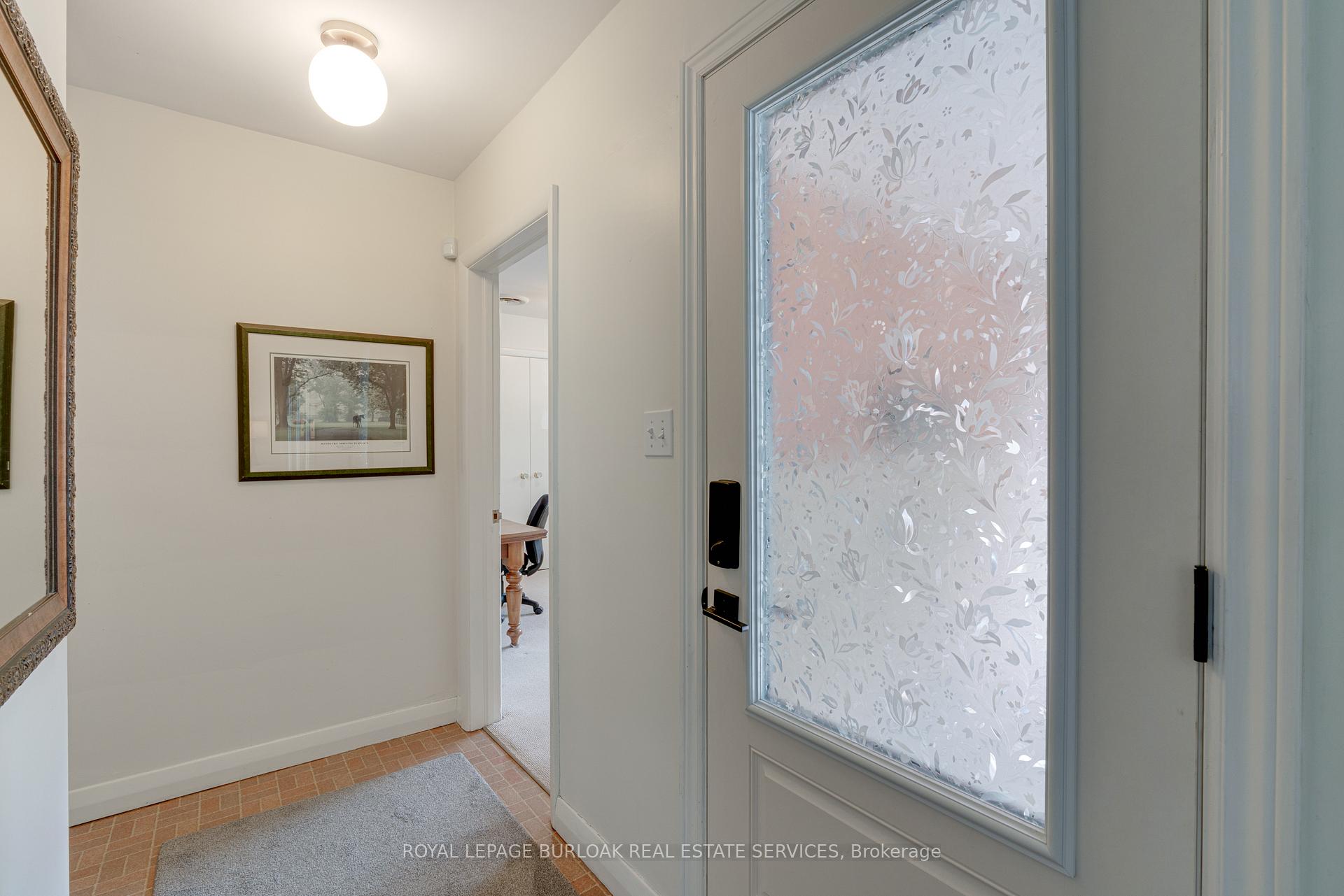 Photo 29 of 46 Osler Drive, Hamilton, Dundas — HOMEH