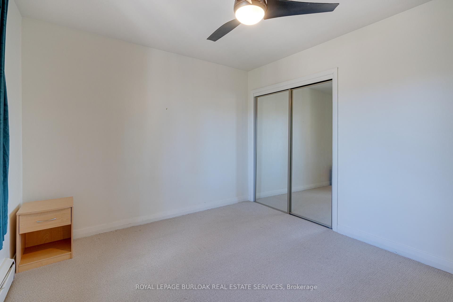 Photo 36 of 46 Osler Drive, Hamilton, Dundas — HOMEH