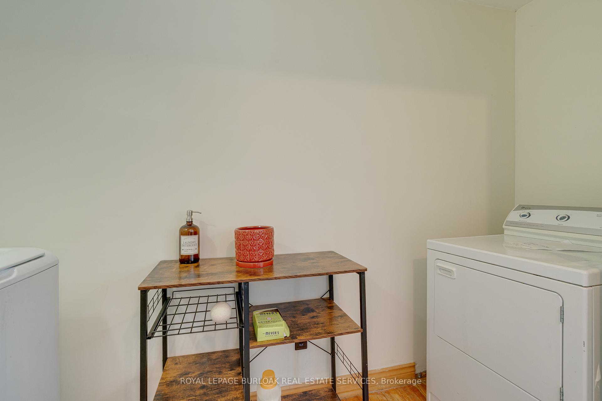 Photo 42 of 46 Osler Drive, Hamilton, Dundas — HOMEH