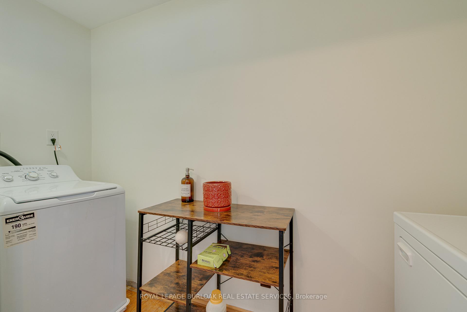 Photo 43 of 46 Osler Drive, Hamilton, Dundas — HOMEH