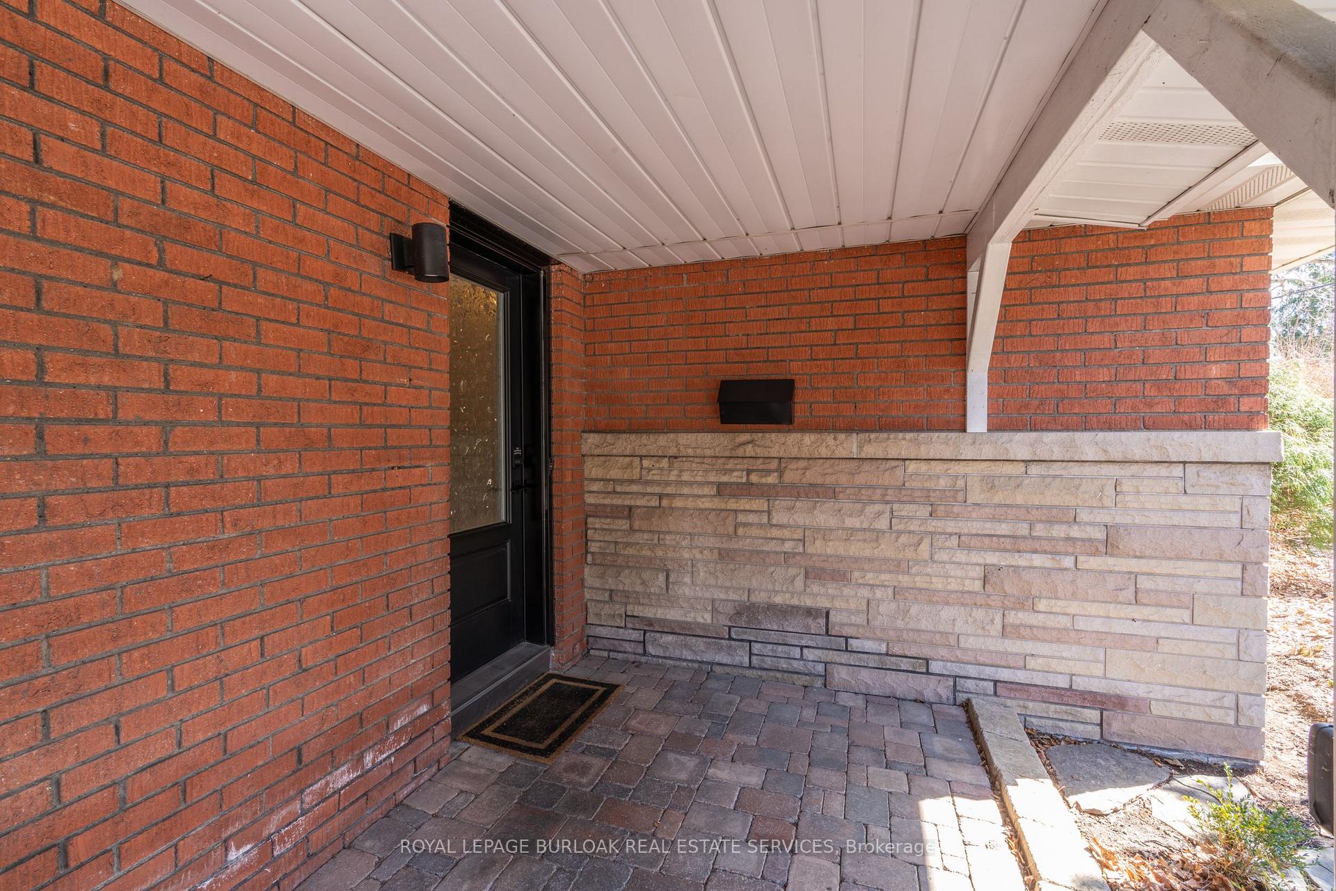 Photo 49 of 46 Osler Drive, Hamilton, Dundas — HOMEH