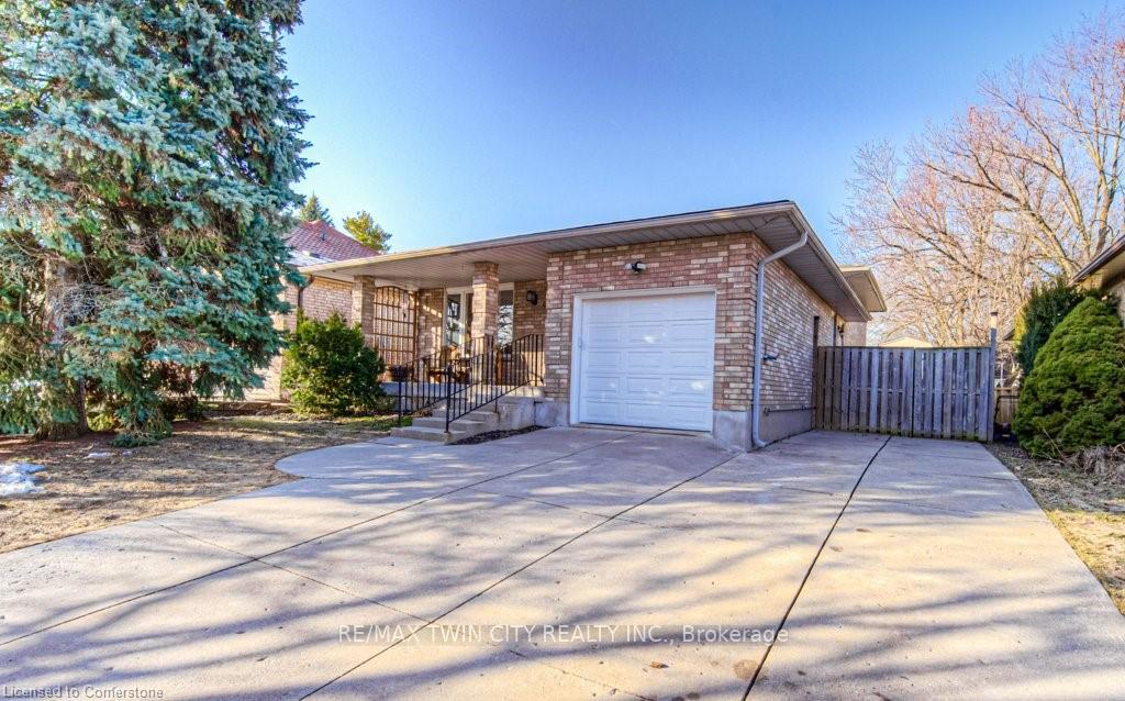 Photo 6 of 94 High Acres Crescent, Kitchener — HOMEH
