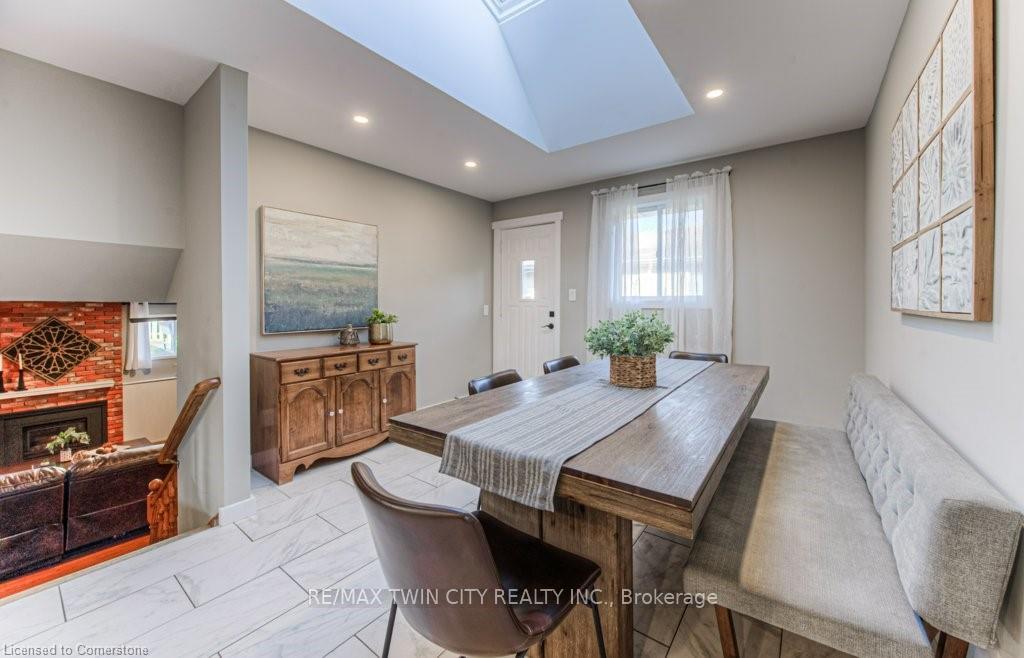 Photo 12 of 94 High Acres Crescent, Kitchener — HOMEH