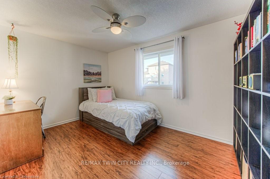 Photo 24 of 94 High Acres Crescent, Kitchener — HOMEH