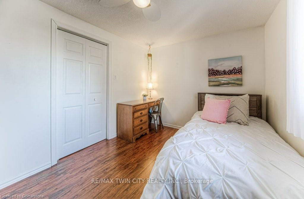 Photo 25 of 94 High Acres Crescent, Kitchener — HOMEH