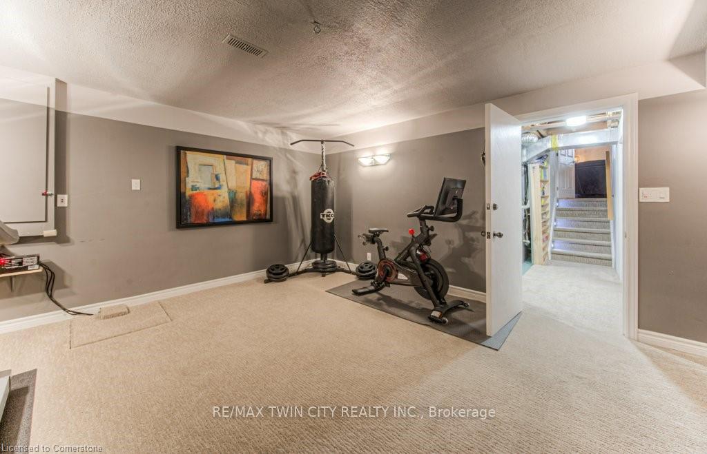 Photo 41 of 94 High Acres Crescent, Kitchener — HOMEH