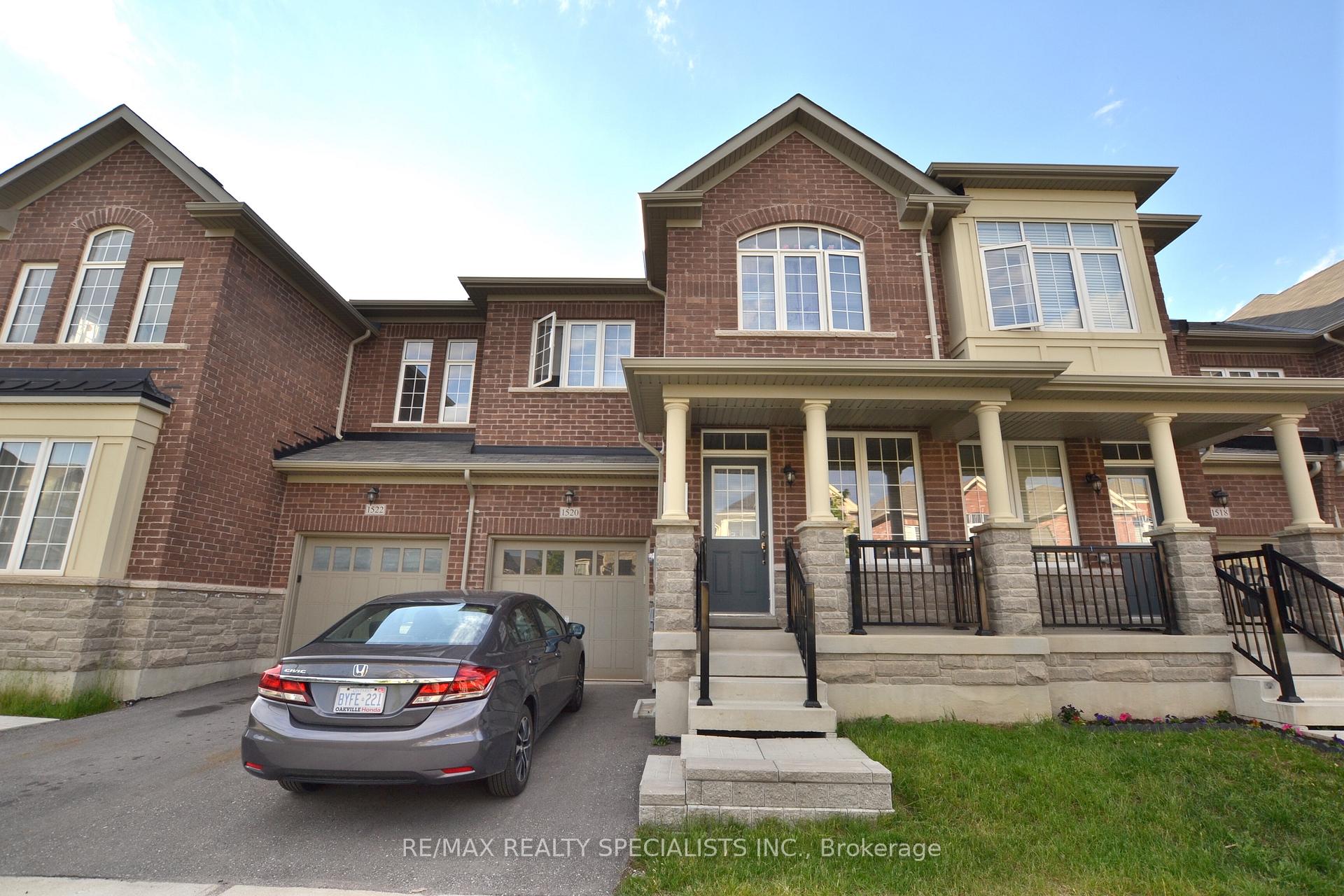 Front of 1520 Haws Crescent