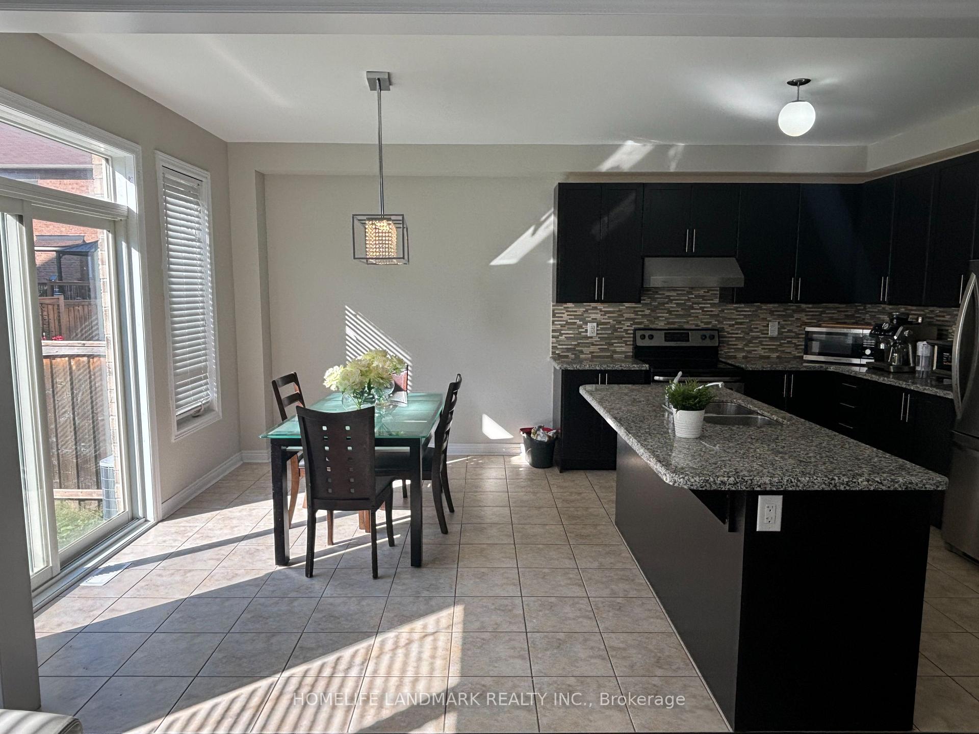 Photo 4 of 49 Holst Avenue, Markham, Berczy — HOMEH