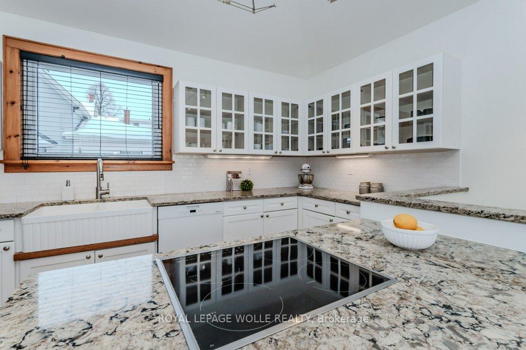 Photo 16 of 69 Krug Street, Kitchener — HOMEH