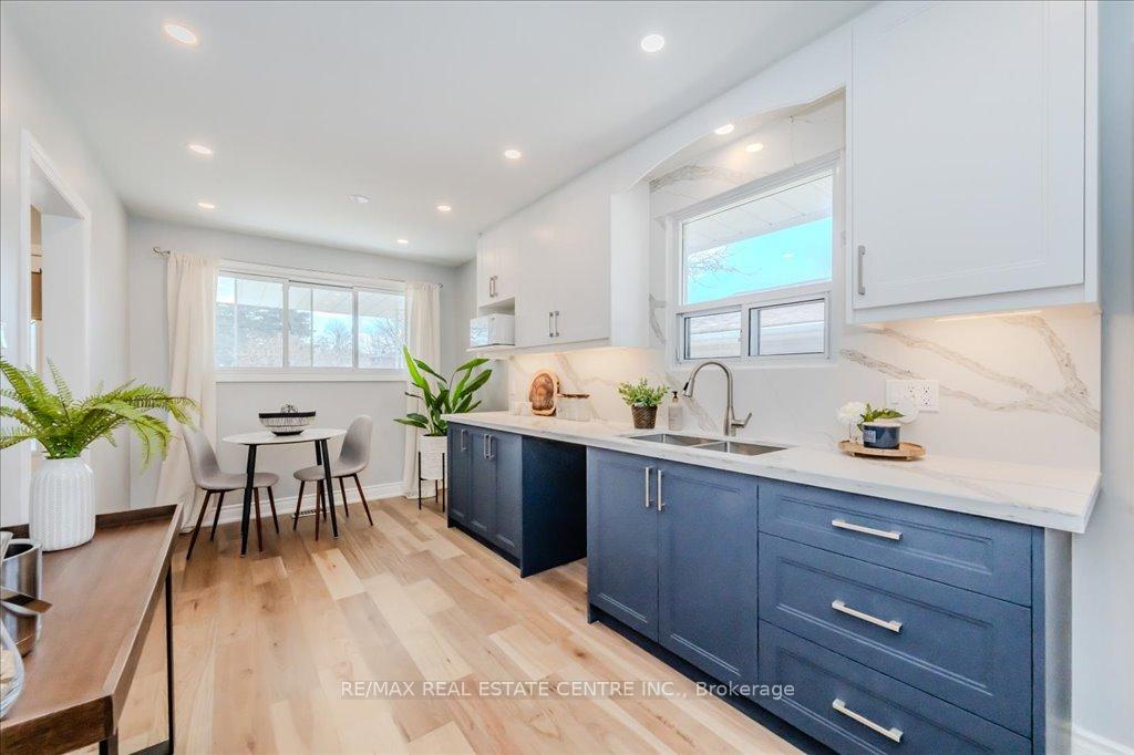 Photo 15 of 34 Shea Crescent, Kitchener — HOMEH