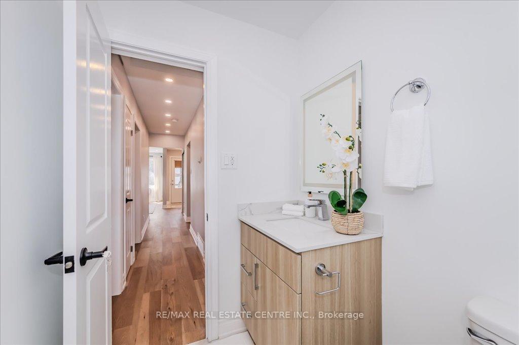Photo 20 of 34 Shea Crescent, Kitchener — HOMEH