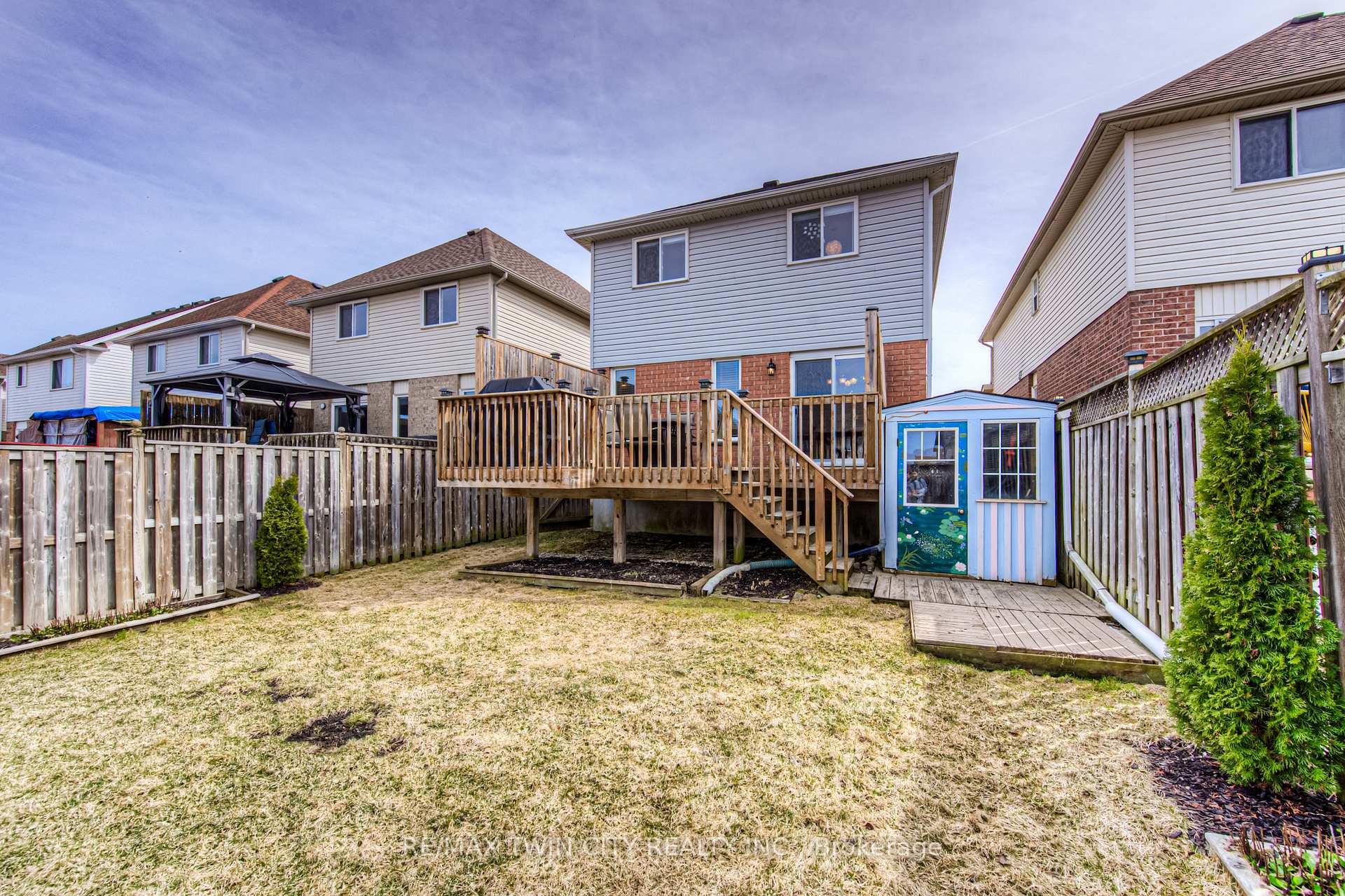 Photo 29 of 42 Blue Lace Crescent, Kitchener — HOMEH