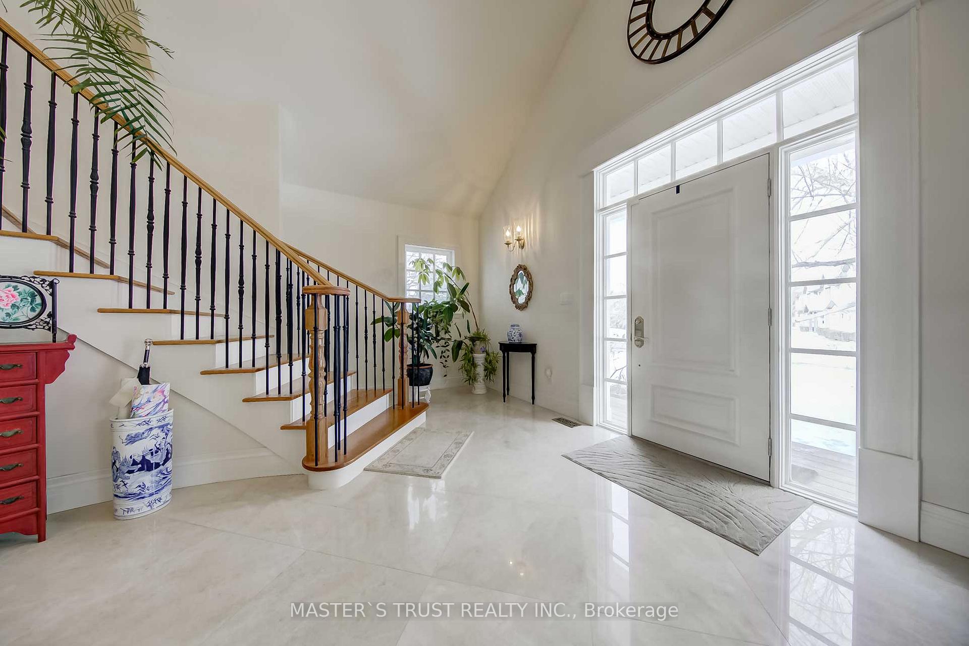 Photo 3 of 73 Babcombe Drive, Markham, Bayview Glen — HOMEH