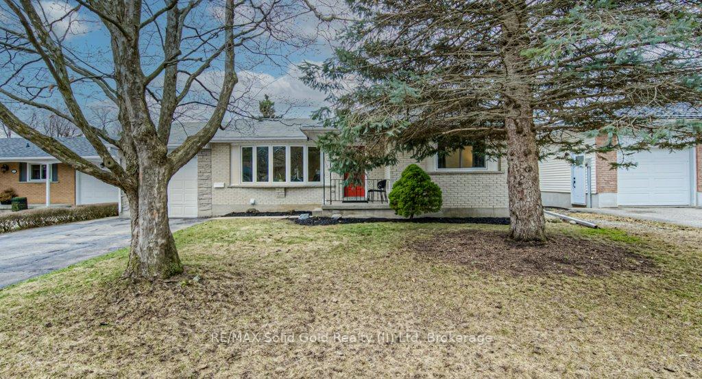 Photo 2 of 67 Wren Place, Kitchener — HOMEH