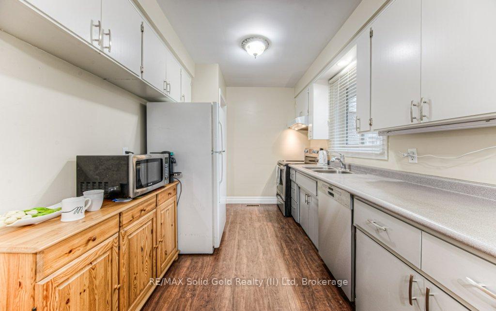 Photo 8 of 67 Wren Place, Kitchener — HOMEH