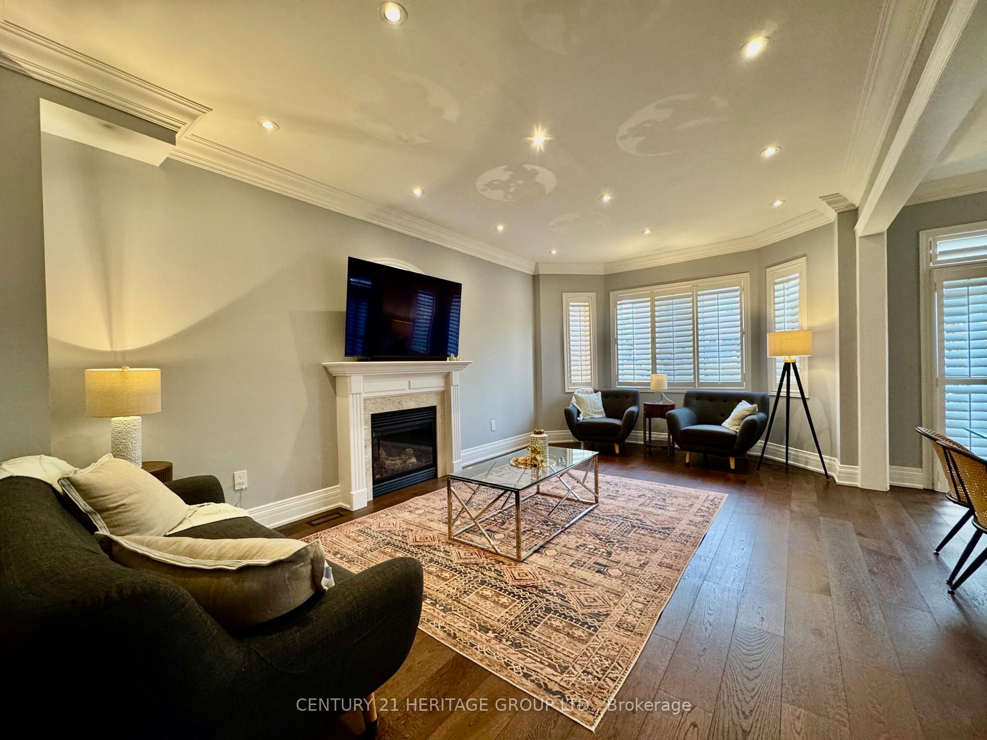 Photo 10 of 12 Fieldside Street, Markham, Box Grove — HOMEH