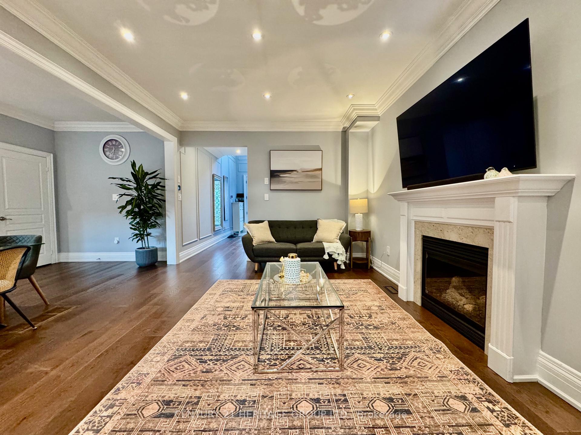 Photo 14 of 12 Fieldside Street, Markham, Box Grove — HOMEH