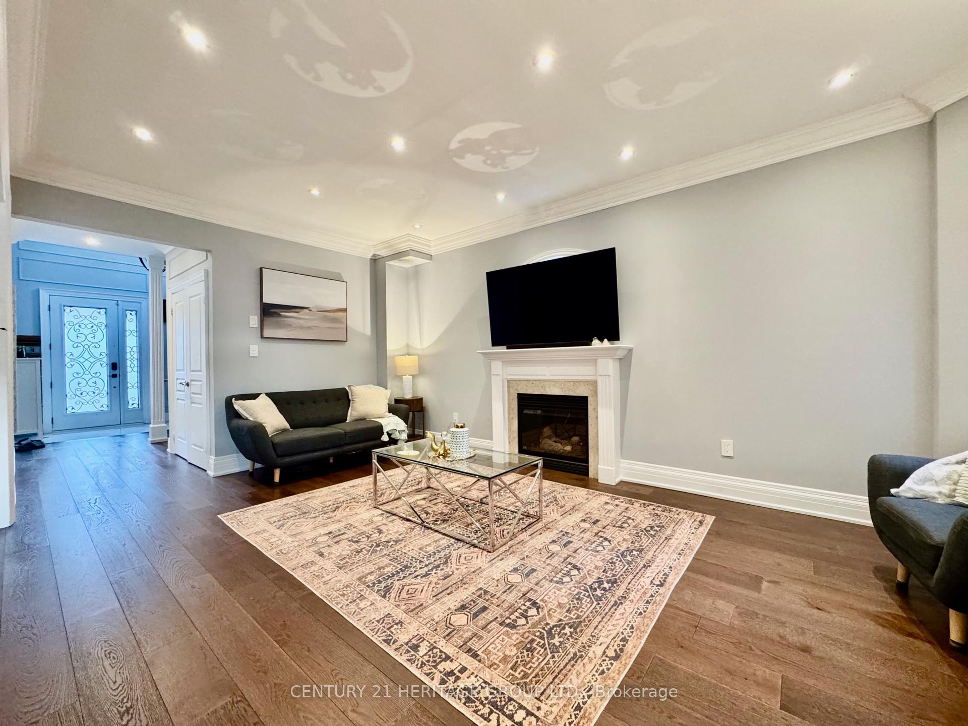 Photo 15 of 12 Fieldside Street, Markham, Box Grove — HOMEH