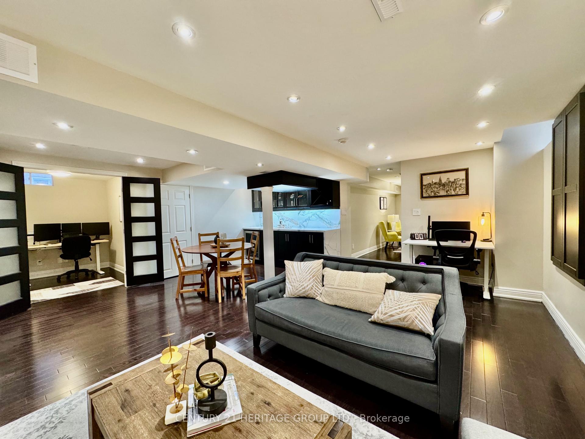 Photo 36 of 12 Fieldside Street, Markham, Box Grove — HOMEH