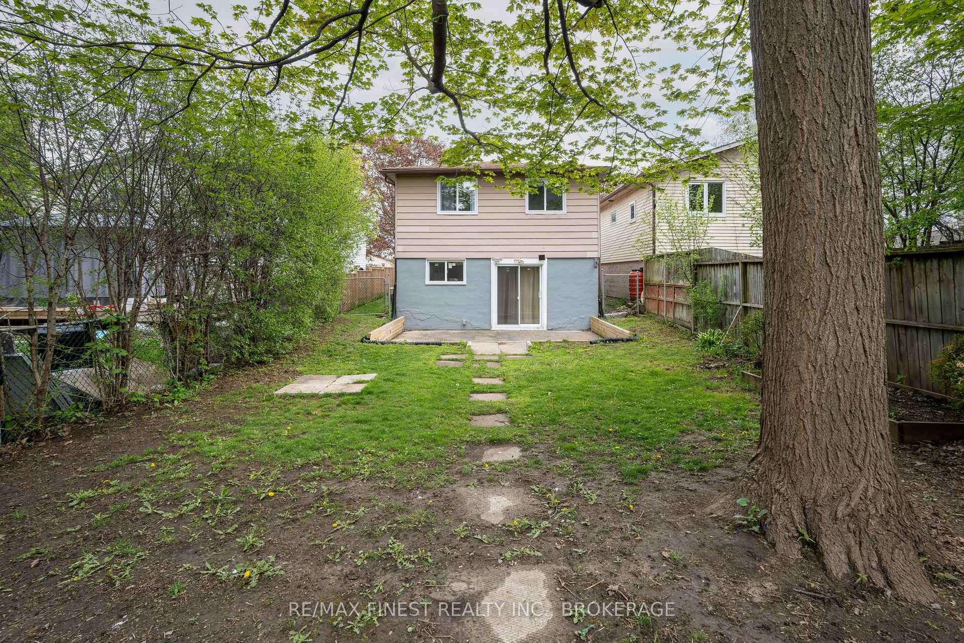 Photo 35 of 952 Old Colony Road, Kingston, North of Taylor-Kidd Blvd — HOMEH