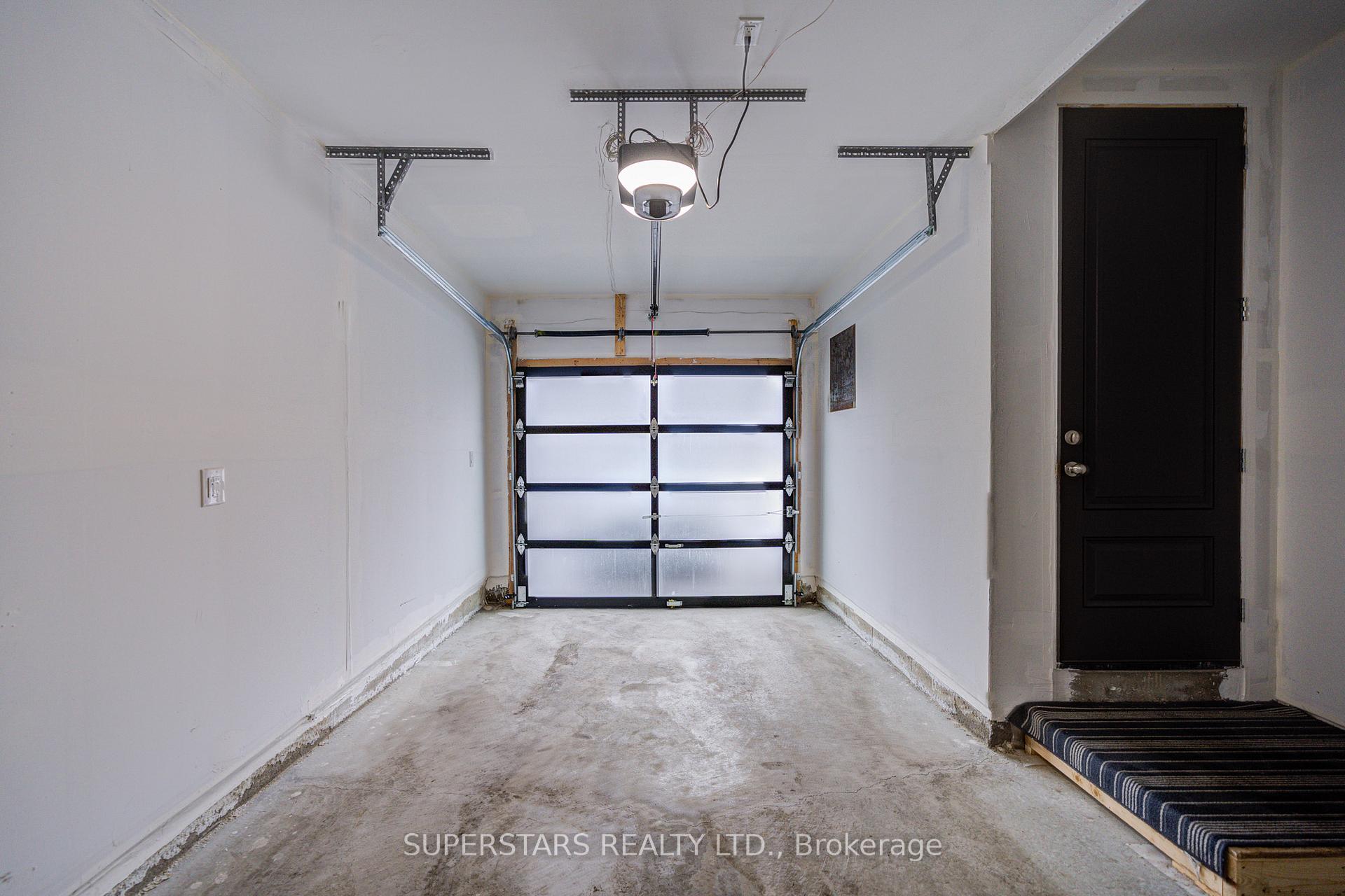 Photo 25 of 100 Stauffer Crescent, Markham, Cornell — HOMEH