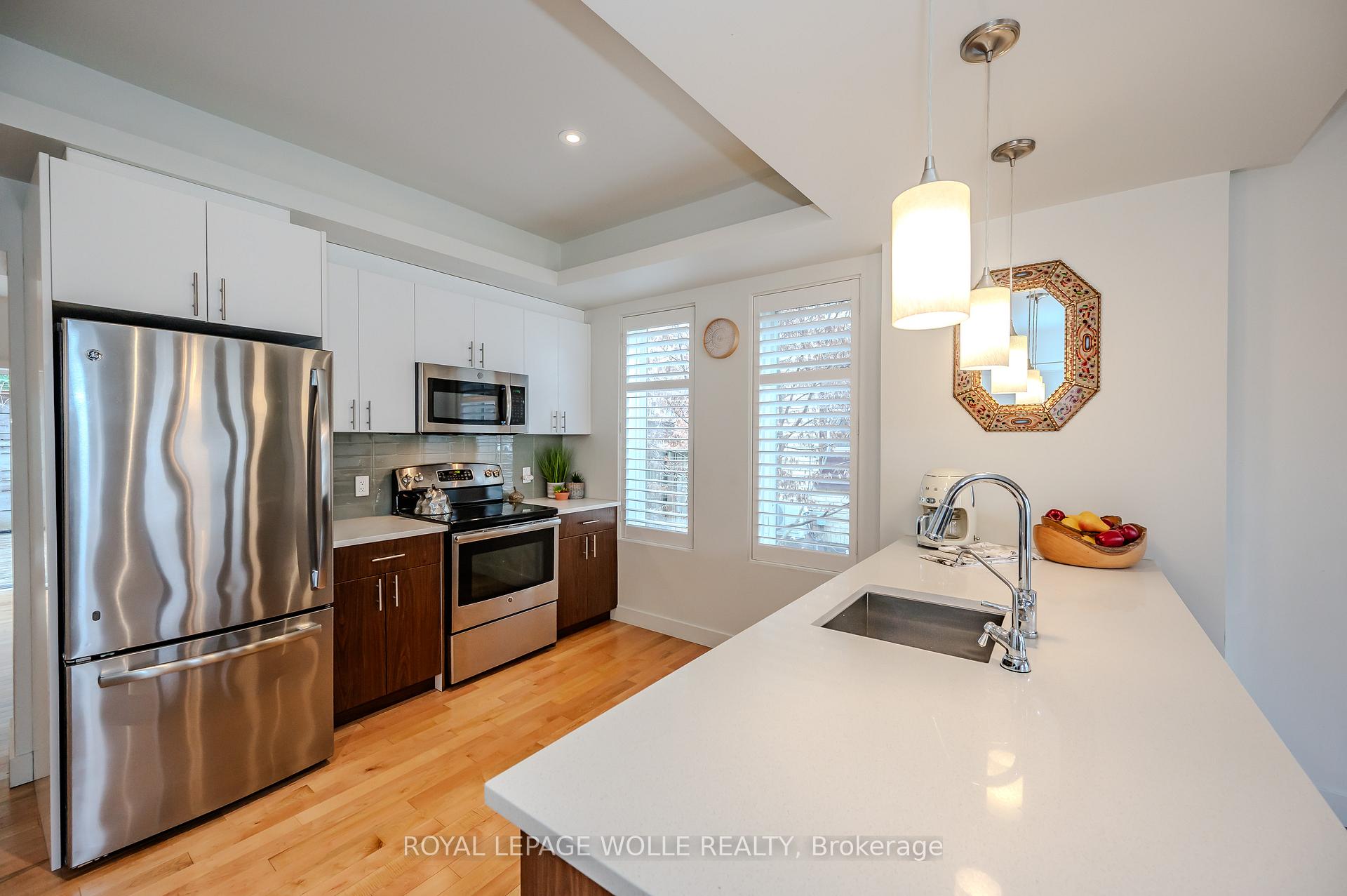 Photo 10 of 71 Ahrens Street W, Kitchener — HOMEH