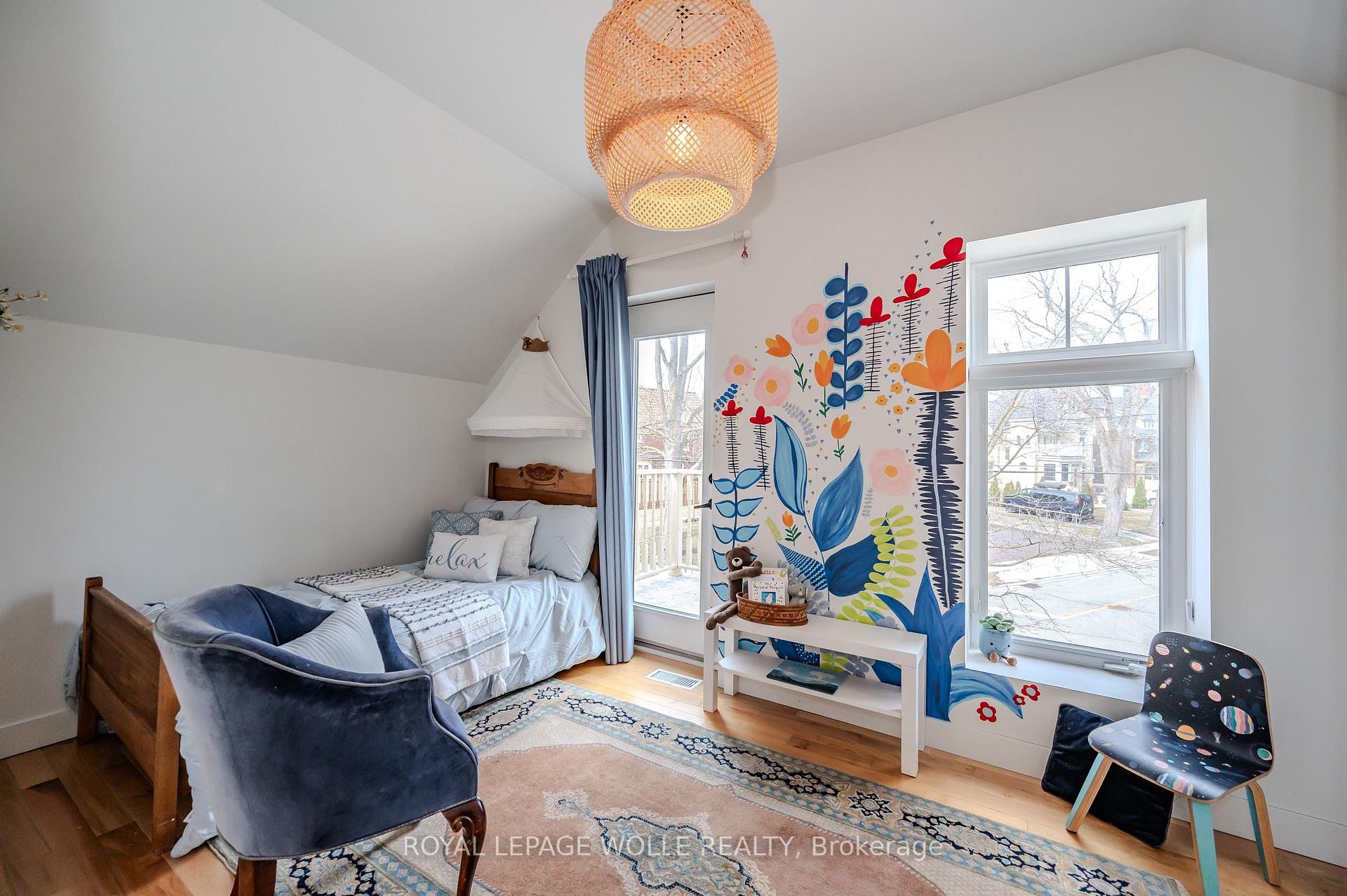 Photo 29 of 71 Ahrens Street W, Kitchener — HOMEH