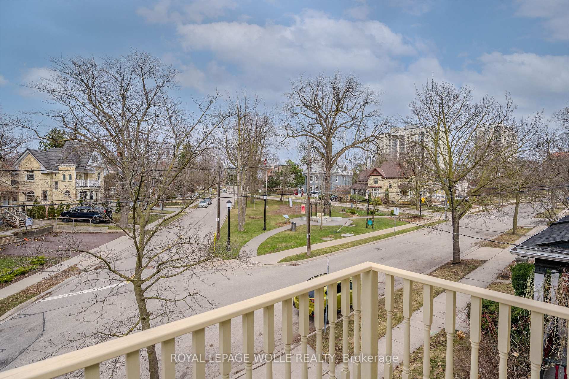 Photo 32 of 71 Ahrens Street W, Kitchener — HOMEH