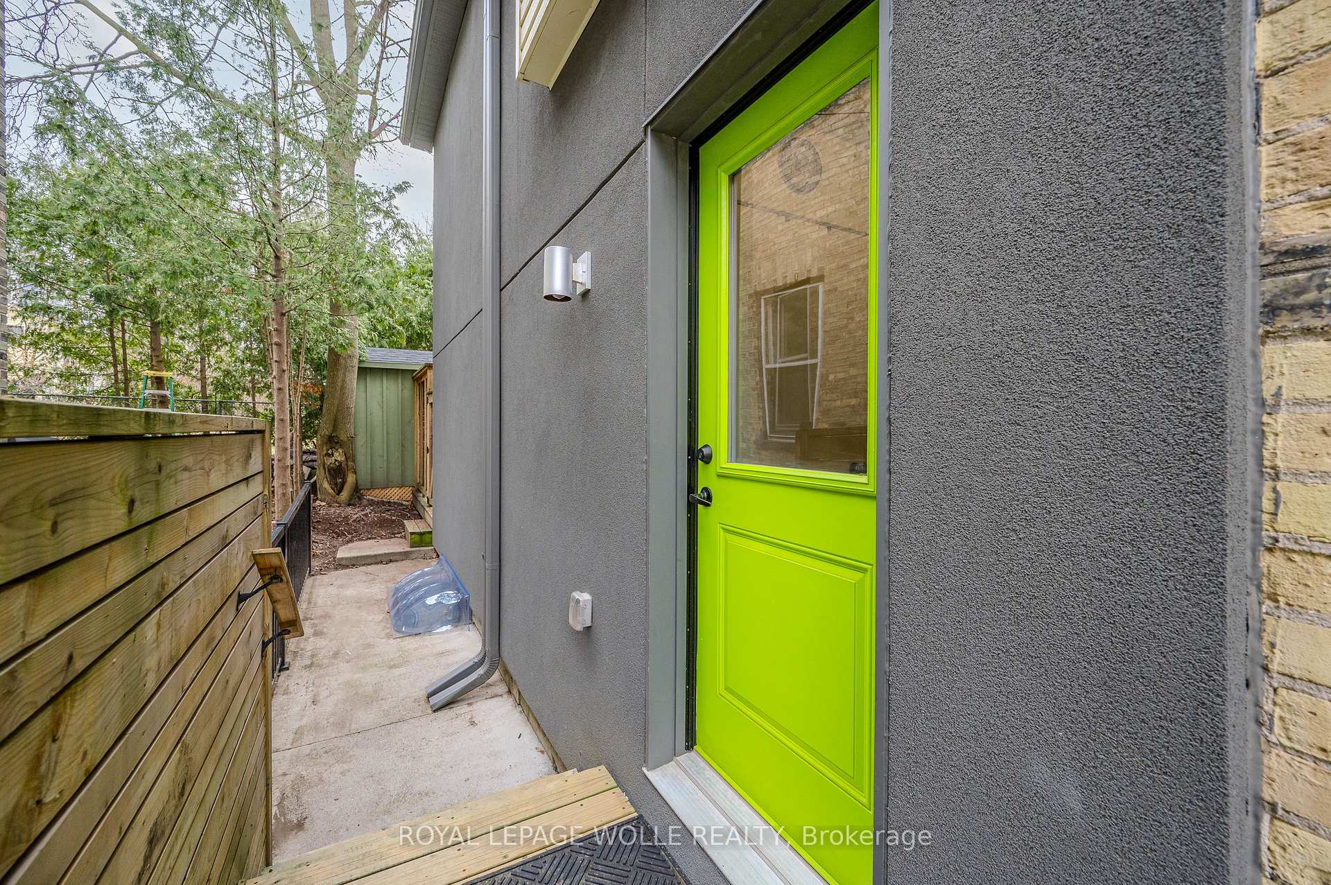 Photo 38 of 71 Ahrens Street W, Kitchener — HOMEH