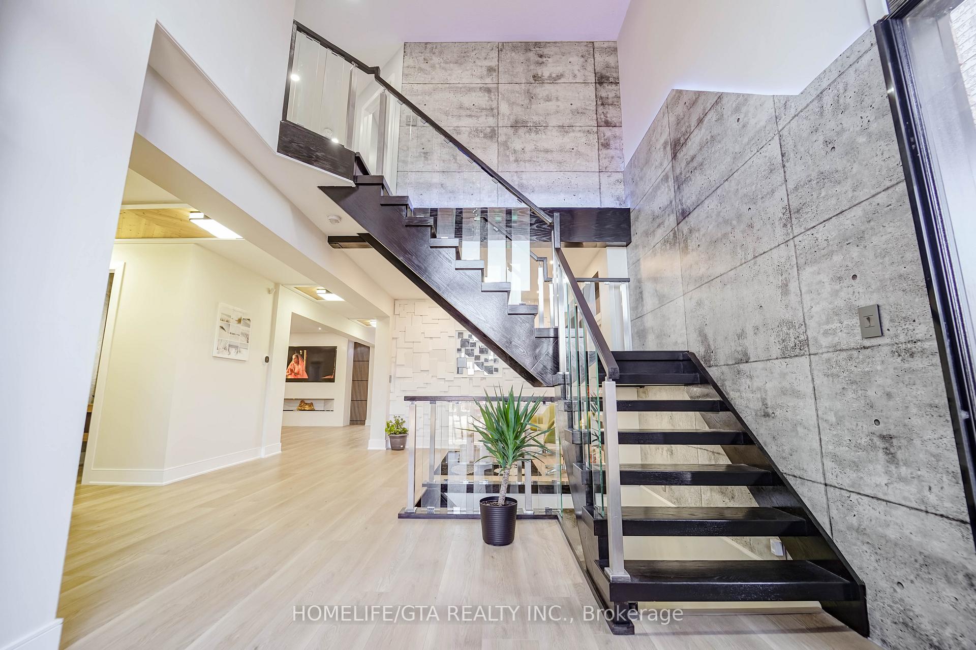 Photo 8 of 123 Eastvale Drive, Markham, Cedarwood — HOMEH