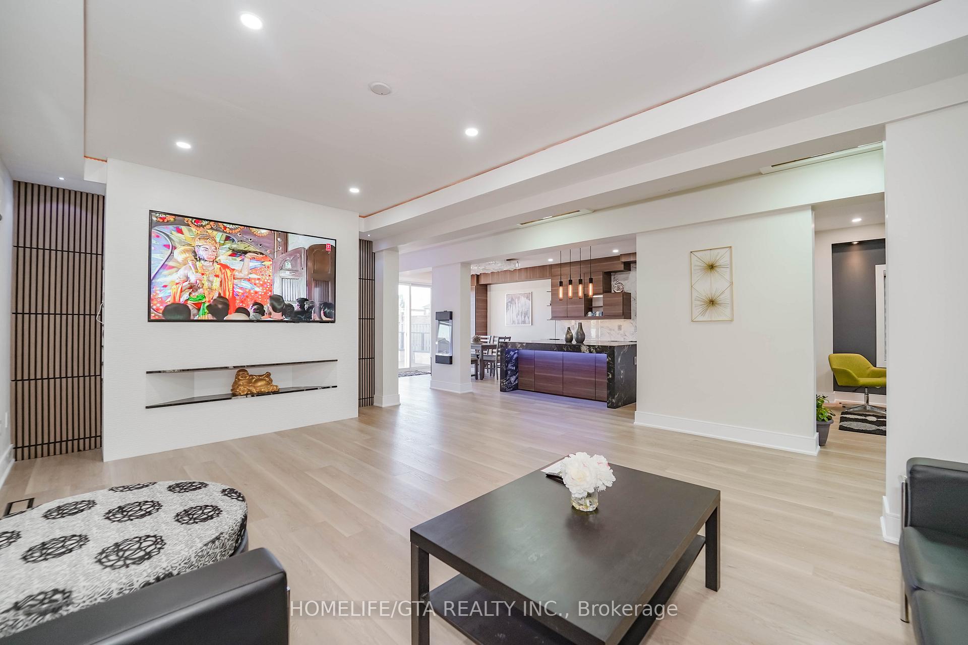 Photo 14 of 123 Eastvale Drive, Markham, Cedarwood — HOMEH