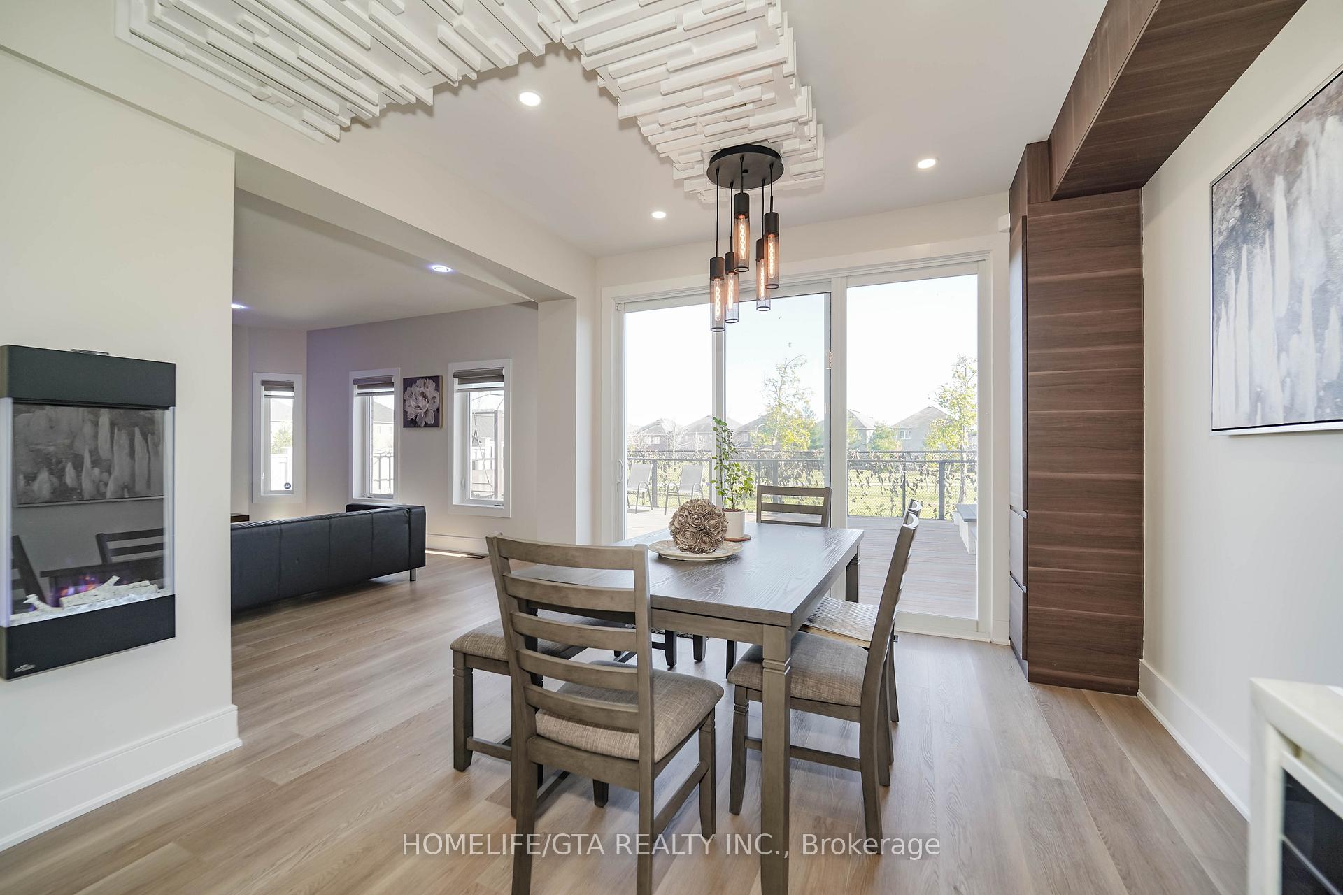 Photo 21 of 123 Eastvale Drive, Markham, Cedarwood — HOMEH