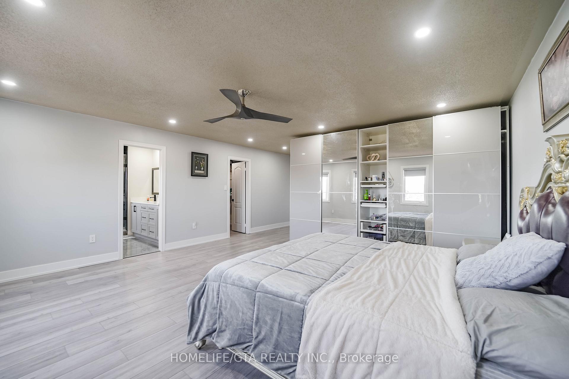 Photo 29 of 123 Eastvale Drive, Markham, Cedarwood — HOMEH