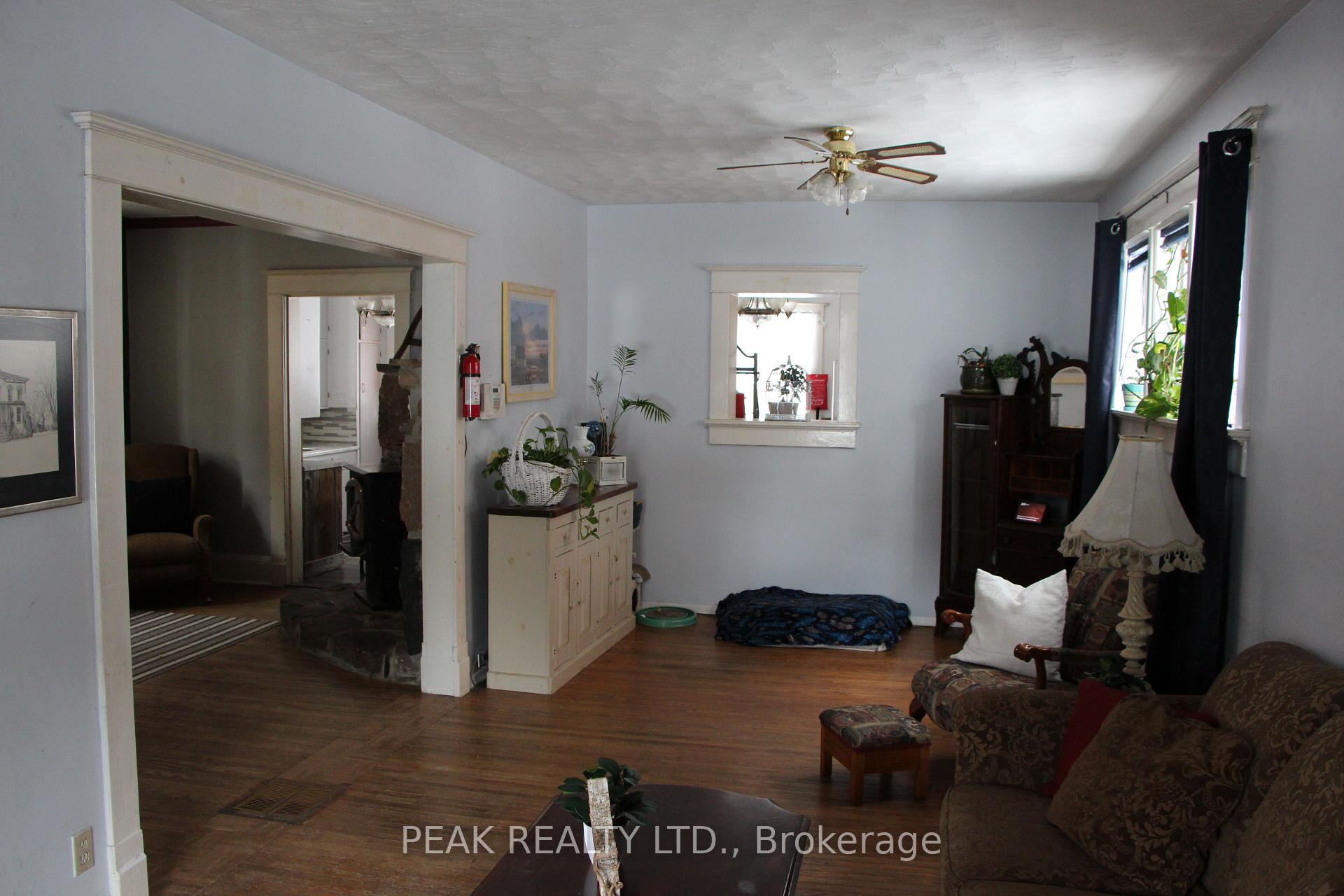 Photo 6 of 17 Shanley Street, Kitchener — HOMEH