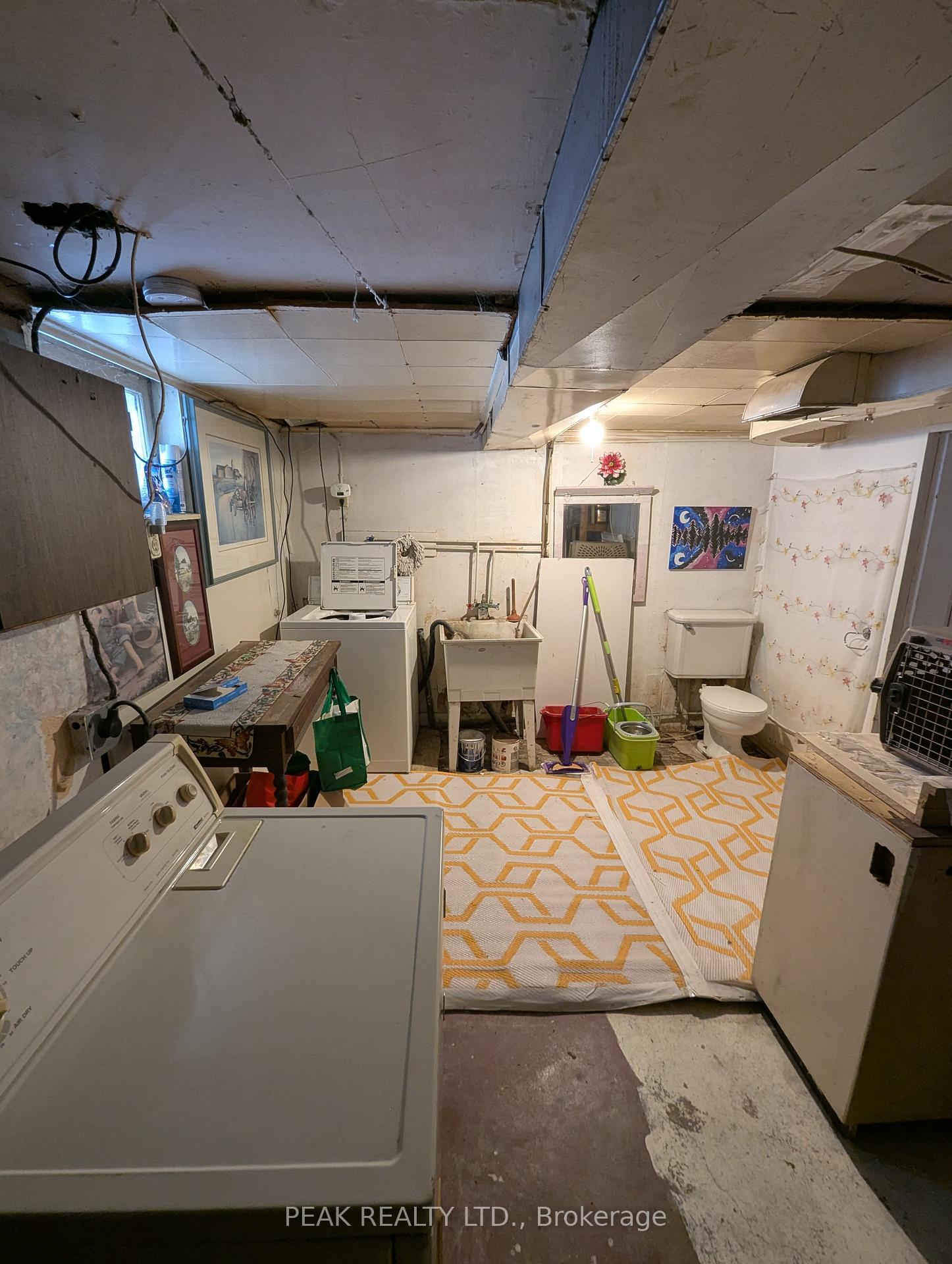 Photo 13 of 17 Shanley Street, Kitchener — HOMEH