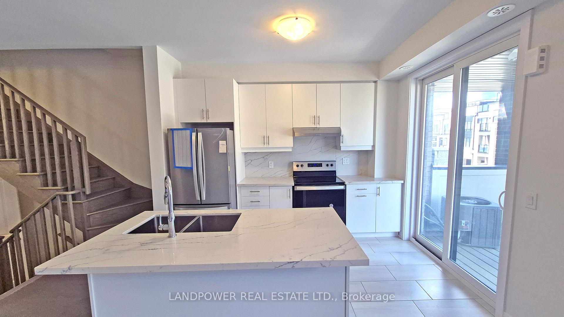 Photo 12 of 21 Gilbert Wright Avenue, Markham, Angus Glen — HOMEH