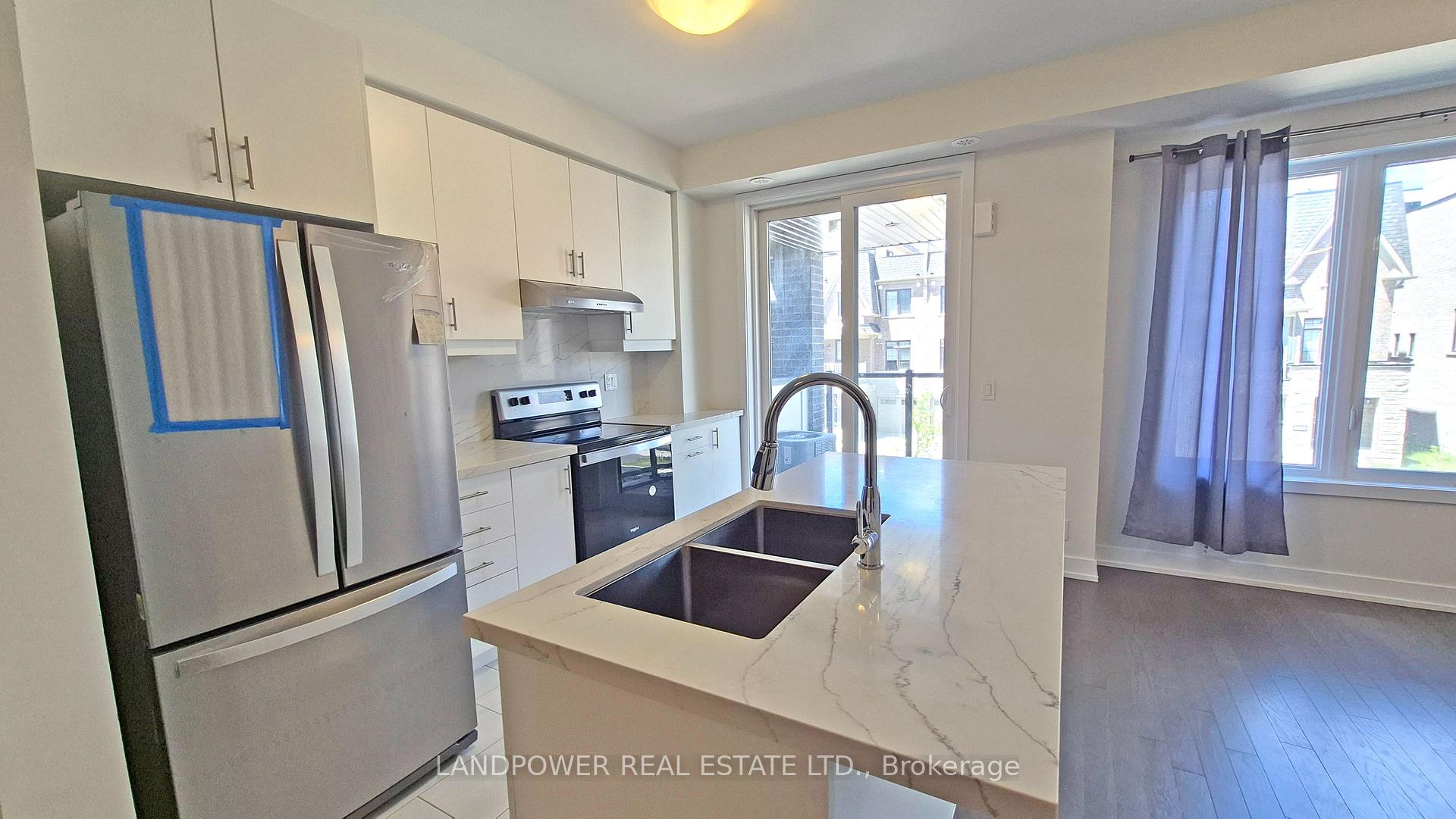 Photo 13 of 21 Gilbert Wright Avenue, Markham, Angus Glen — HOMEH