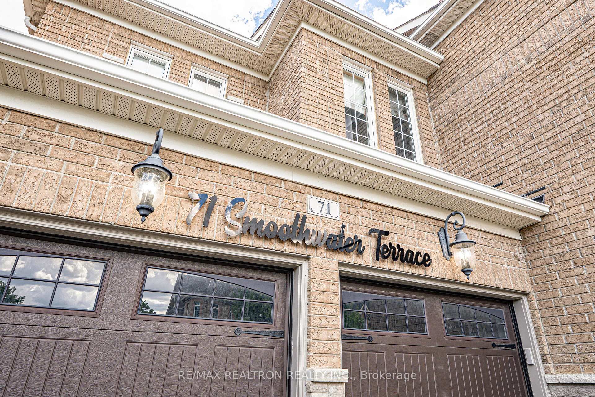 Photo 3 of 71 Smoothwater Terrace, Markham, Box Grove — HOMEH