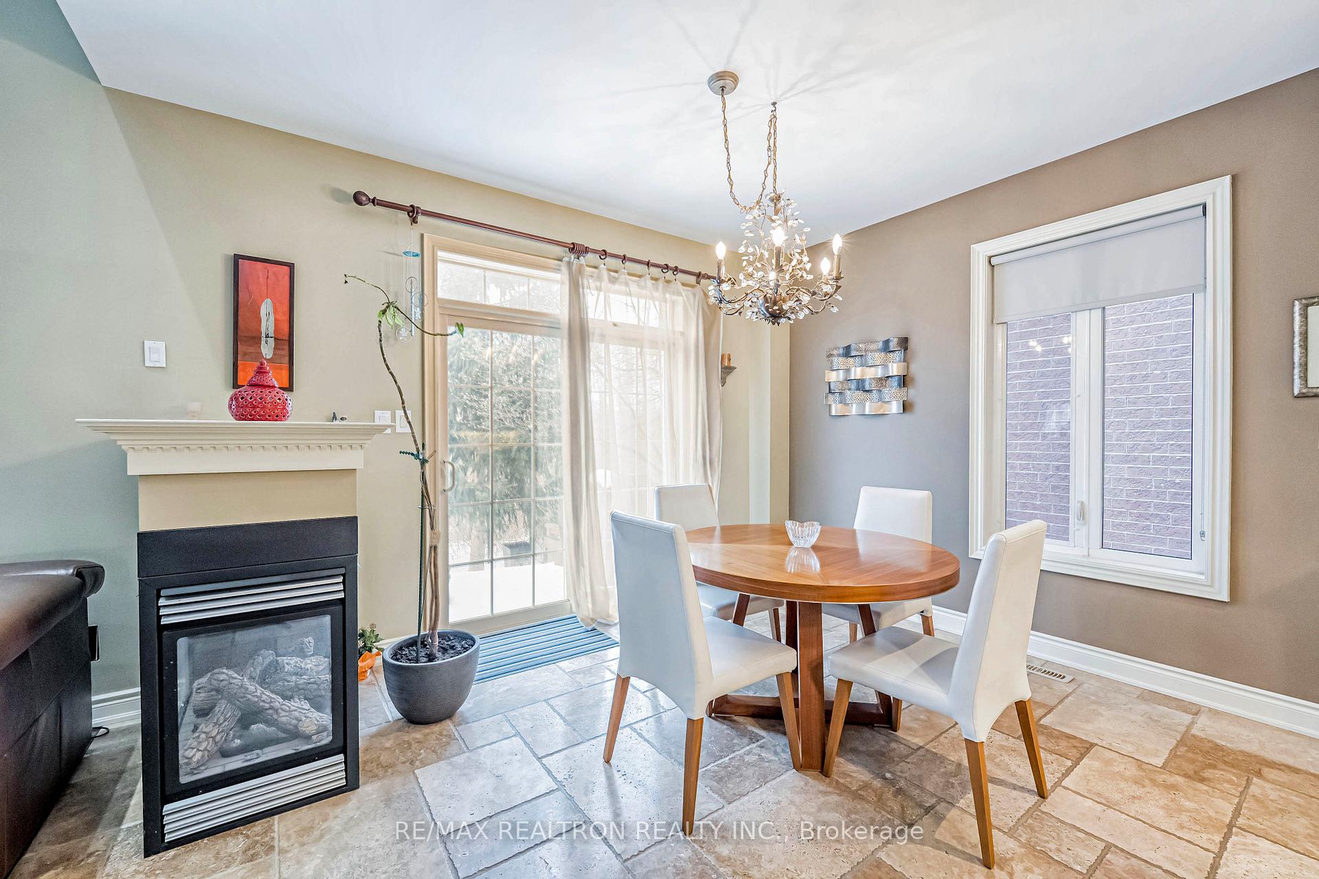 Photo 16 of 71 Smoothwater Terrace, Markham, Box Grove — HOMEH