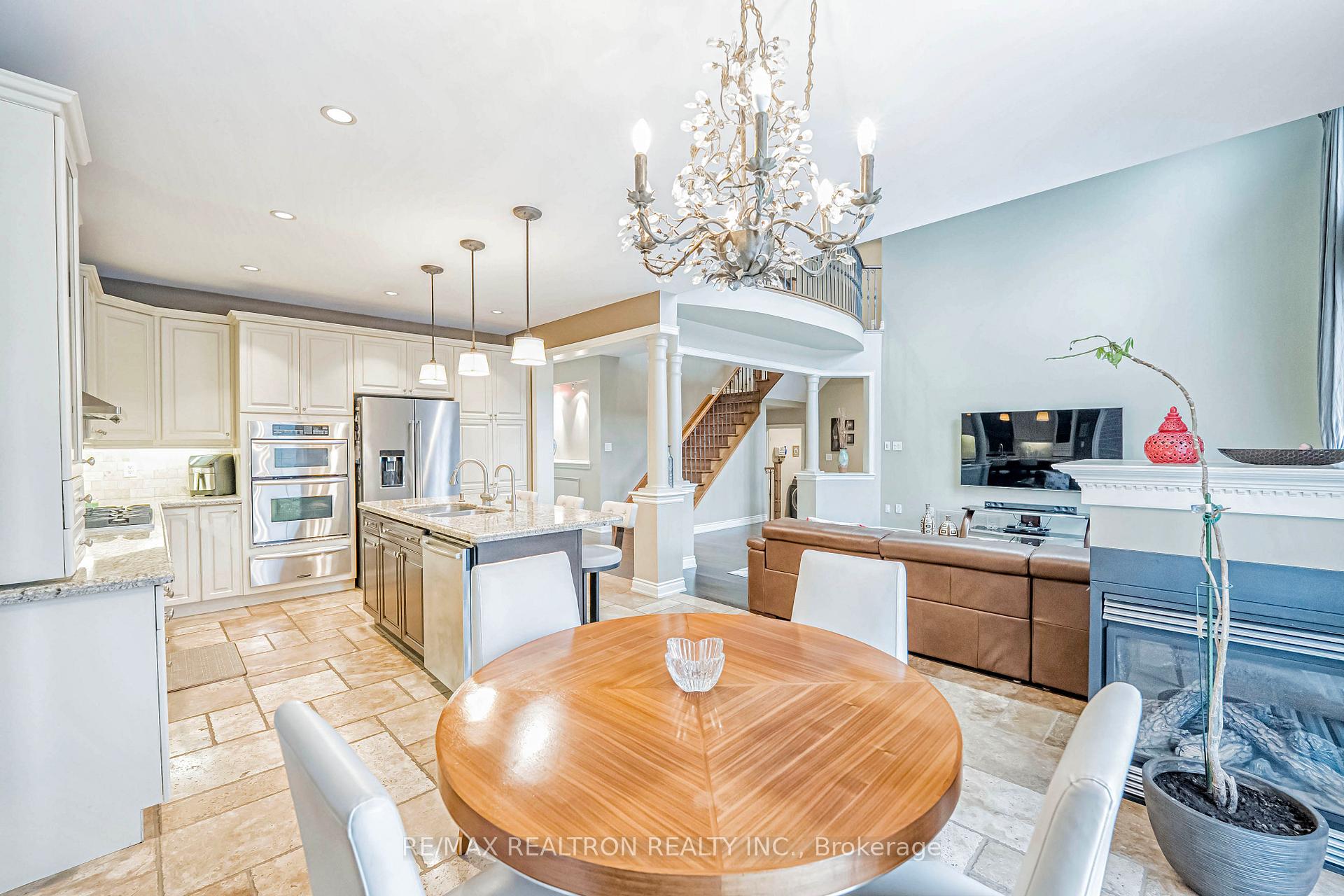 Photo 17 of 71 Smoothwater Terrace, Markham, Box Grove — HOMEH