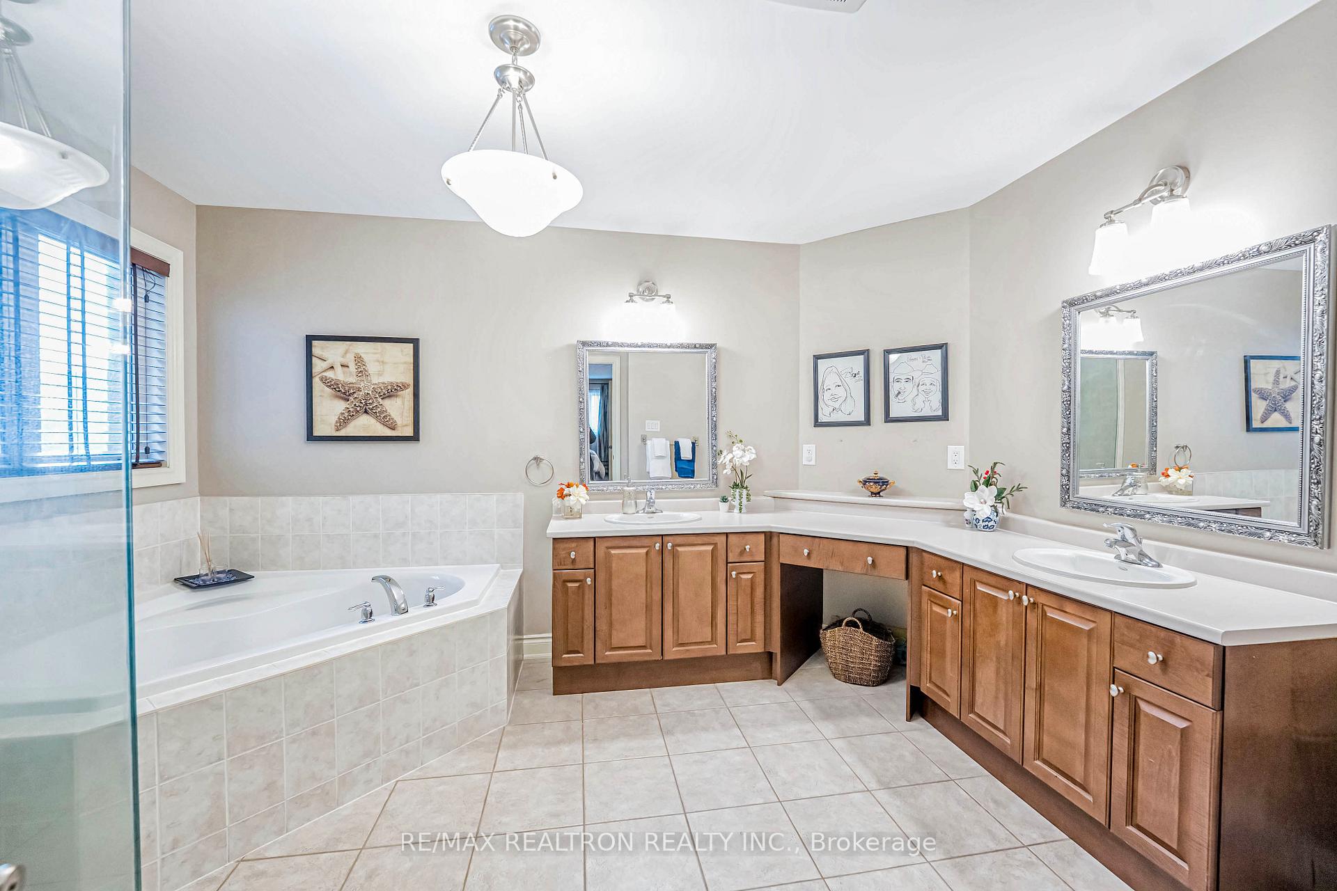Photo 29 of 71 Smoothwater Terrace, Markham, Box Grove — HOMEH
